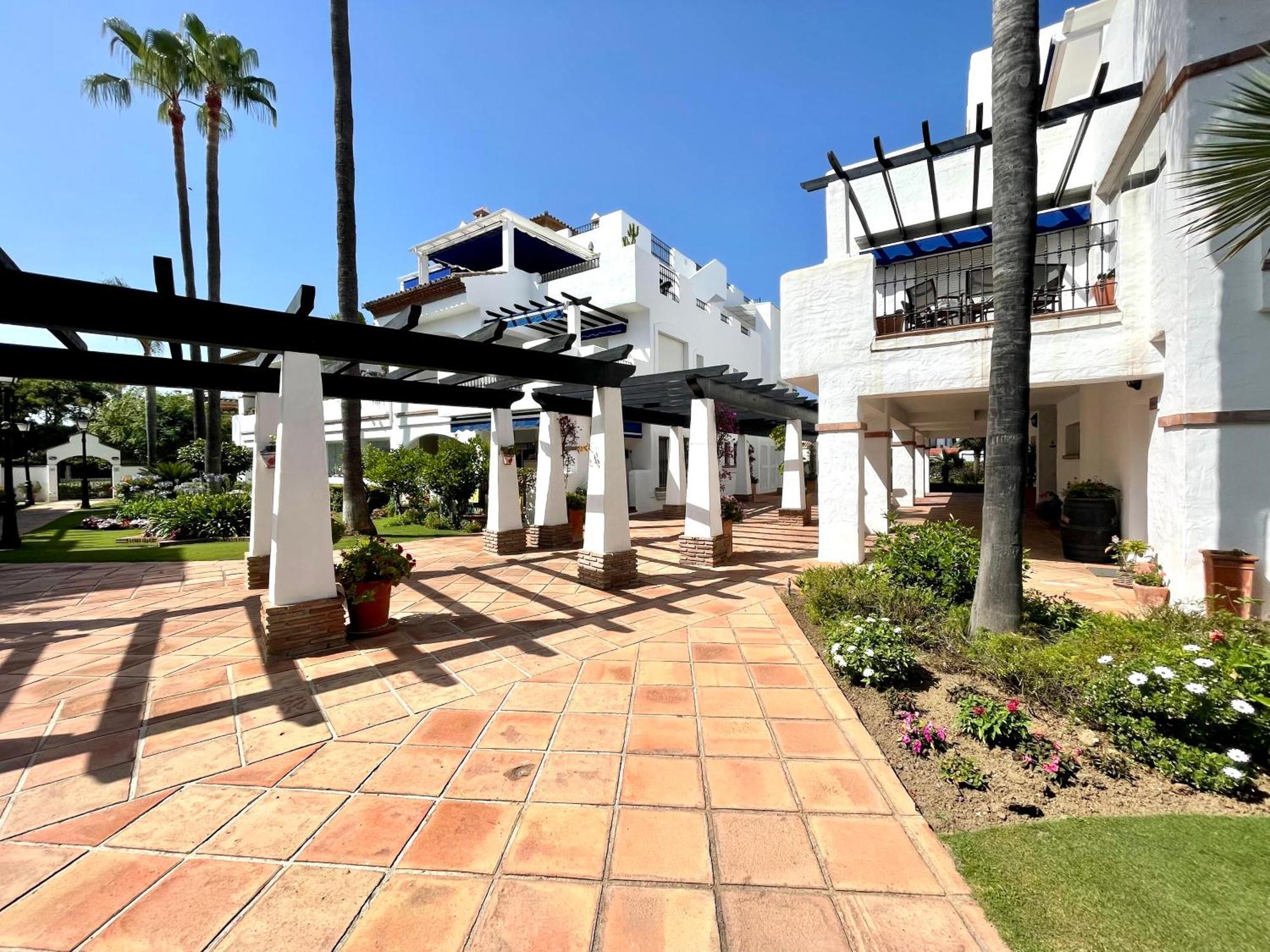 Solguest Apt A 7 Minutos De Puerto Banus 1ª Linea Playa!!! มาร์เบยา ภายนอก รูปภาพ